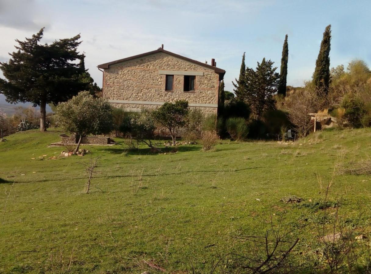 Agriturismo La Colombera in Toscana Roccalbegna Exterior foto